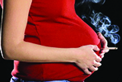 Материнское курение во время беременности провоцирует у ребёнка астму